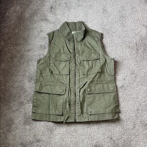 J. Crew Olive Green Utility Vest Full Zip Cargo Pockets Casual Layer SIZE M